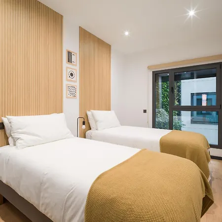 Apartamento Con Gimnasio Cerca De La Playa De Canteras A1b *