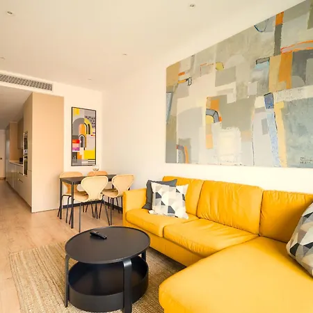 Apartamento Con Gimnasio Cerca De La Playa De Canteras A1b *